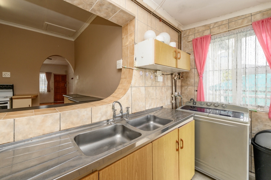 3 Bedroom Property for Sale in Forest Hill Eastern Cape